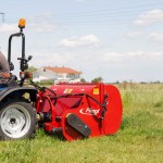 Malčer za travu s posudom za sakupljanje