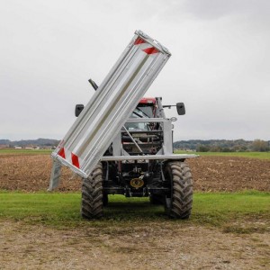 Košara sa trosmjernim nagibom Fliegl